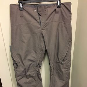 AK burton snow pants Gore-tex